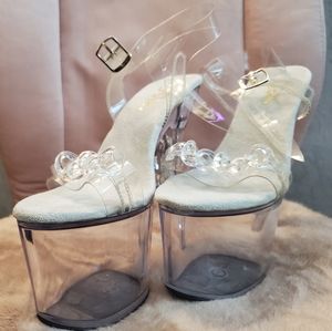 Pleaser Scallop-712 Plastic Chain Detail Platform